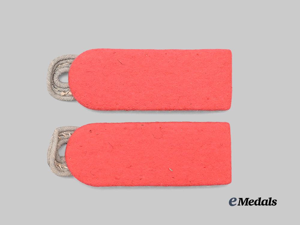 germany,_heer._a_set_of_panzer_troops_major_shoulder_boards_e_medals__g61324_3
