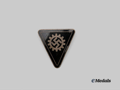 germany,_d_a_f._a_badge_for_women’s_labour_representatives,_by_l._christian_lauer_e_medals__g61340_2