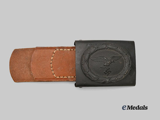 germany,_luftwaffe._a_belt_buckle_for_enlisted_ranks,_mid-_war_example,_by_richard_sieper&_söhne_e_medals__g61346_8