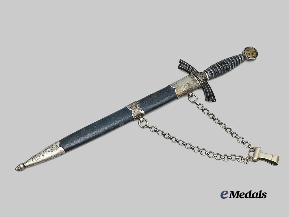 germany,_luftwaffe._an_officer’s_dress_dagger,_first_pattern,_by_stöcker&_co._e_medals__g61355_2