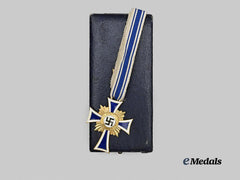 Germany, Third Reich. An Honour Cross of the German Mother, Gold Grade with Case, by C.F. Zimmermann