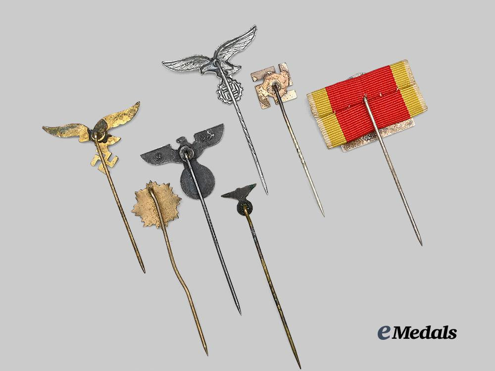 germany,_third_reich._a_mixed_lot_of_stick_pin_awards_and_badges_e_medals__g61368_4