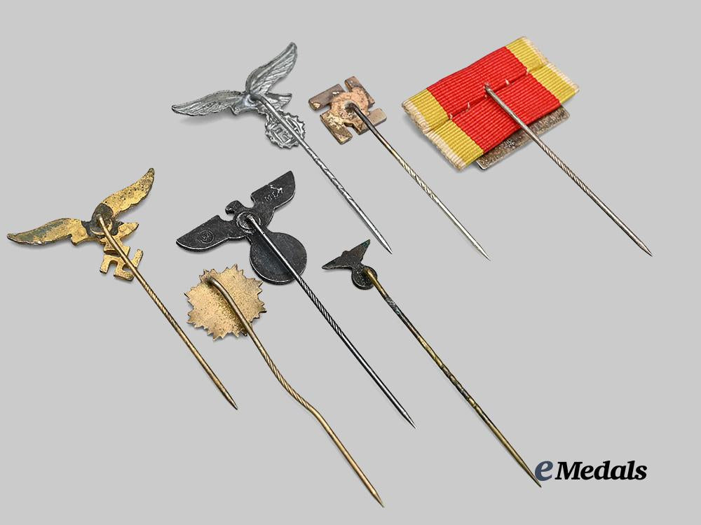 germany,_third_reich._a_mixed_lot_of_stick_pin_awards_and_badges_e_medals__g61368_5