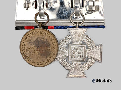 germany,_third_reich._a_medal_bar_for_meritorious_civil_and_occupation_service_e_medals__g61372_5