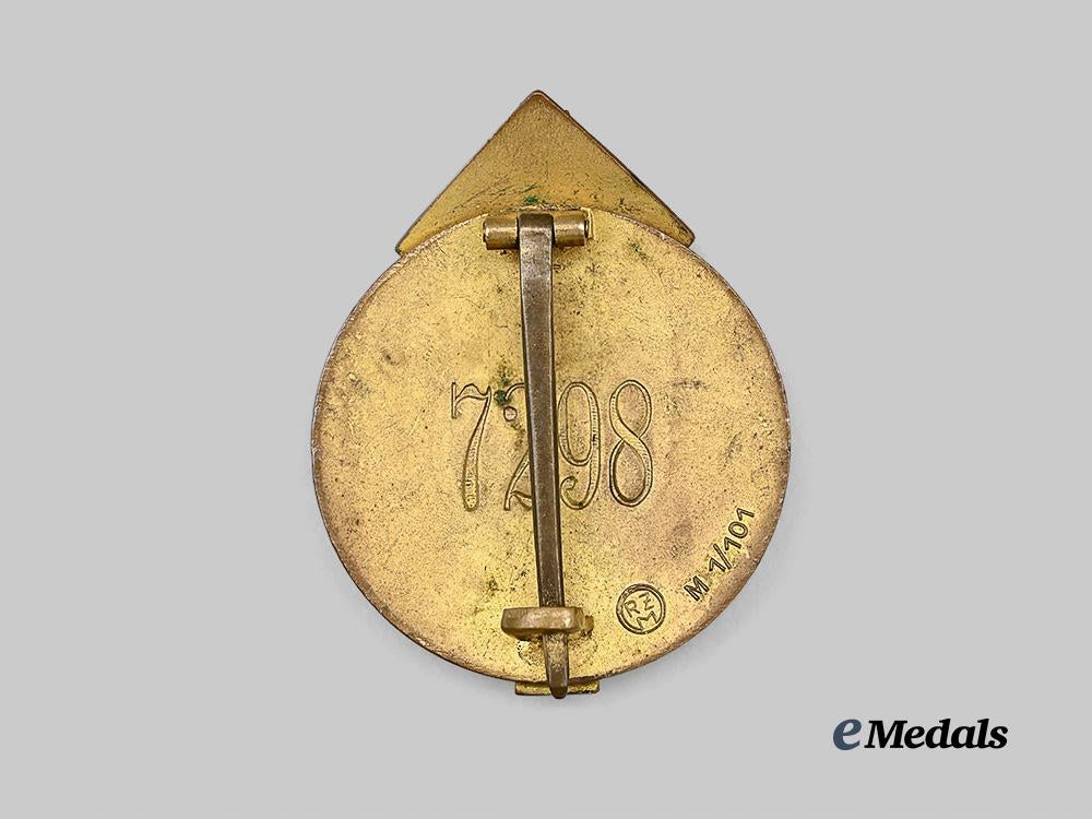 germany,_h_j._a_golden_leader’s_sports_badge,_by_gustav_brehmer_e_medals__g61384_3