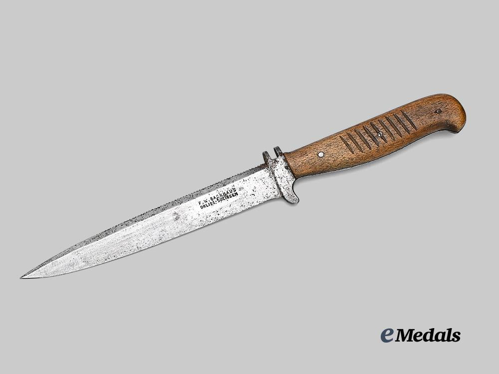 germany,_imperial._a_sawback_trench_knife,_by_f._w._backhaus_e_medals__g61390_4