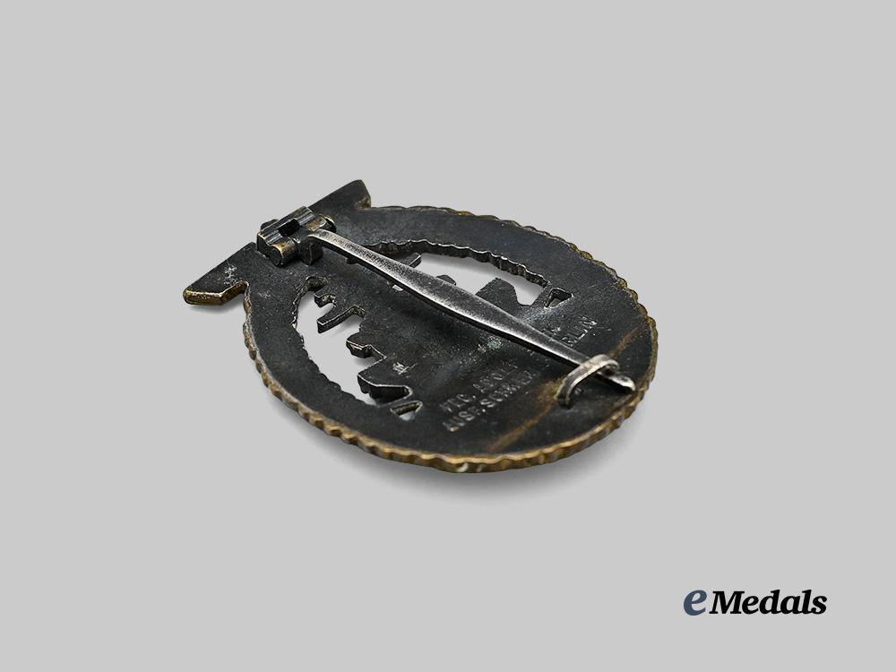germany,_kriegsmarine._a_high_seas_fleet_badge,_by_schwerin_e_medals__g61393_4