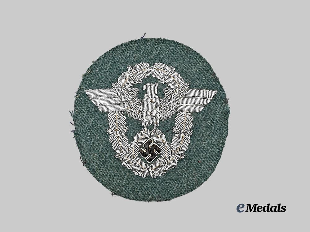 germany,_ordnungspolizei._a_schutzpolizei_sleeve_eagle_for_officer_ranks_e_medals__g61399_2