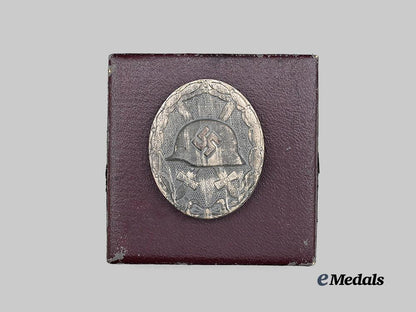germany,_wehrmacht._a_silver_grade_wound_badge,_with_case,_by_wächtler&_lange_e_medals__g61409_8