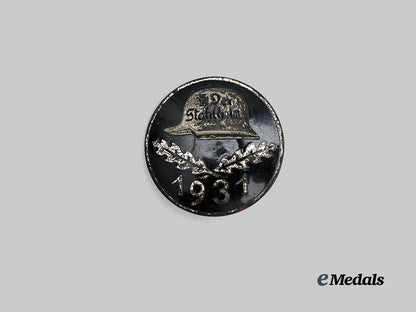 germany,_der_stahlhelm._a1931_commemorative_service_badge,_by_der_stahlhof_e_medals__g61424_2
