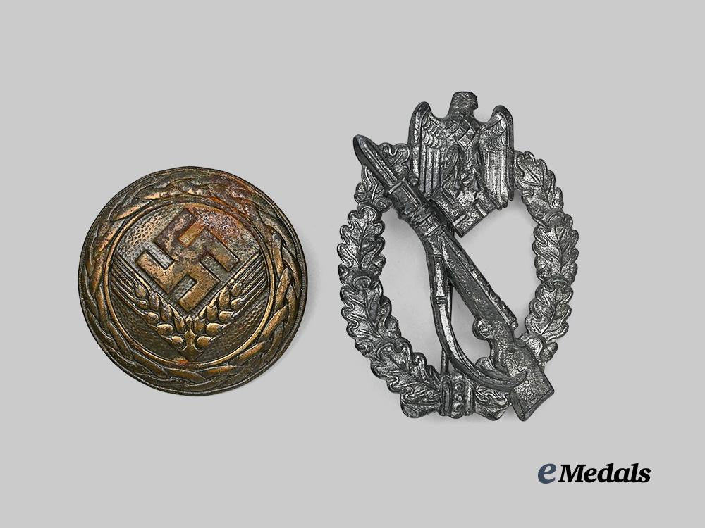 germany,_third_reich._a_pair_of_service_badges_e_medals__g61425_2