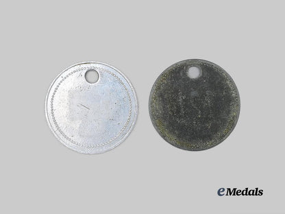 germany,_third_reich._a_pair_of_focke-_wulf_aircraft_factory_employee_discs_e_medals__g61430_3
