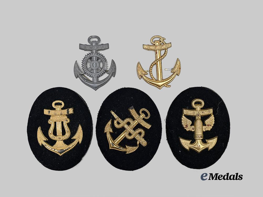 germany,_kriegsmarine._a_lot_of_trade_specialist_sleeve_insignia_e_medals__g61435_2