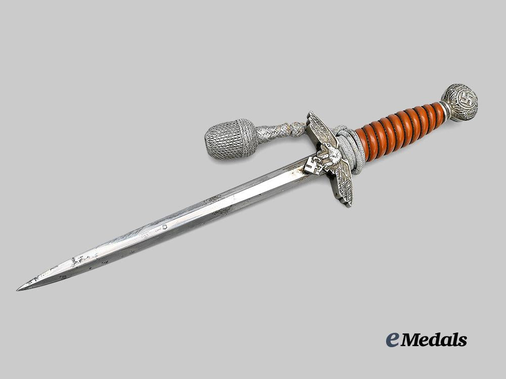 germany,_luftwaffe._an_officer’s_dress_dagger,_with_general’s_hanger,_by_e.&_f._hörster_e_medals__g61447_4