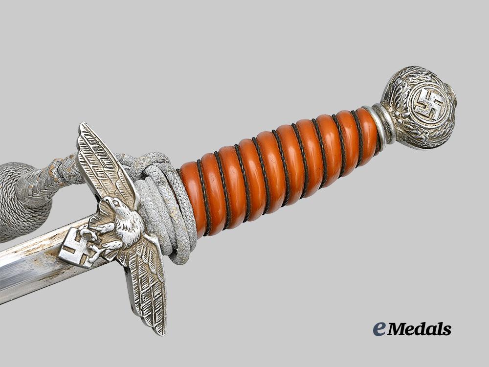 germany,_luftwaffe._an_officer’s_dress_dagger,_with_general’s_hanger,_by_e.&_f._hörster_e_medals__g61447_7