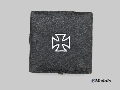germany,_wehrmacht._a1939_iron_cross_i_class,_with_case,_by_c._e._juncker_e_medals__g61455_2