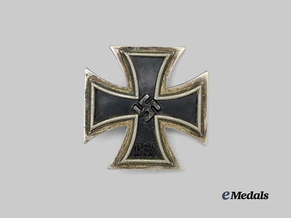 germany,_wehrmacht._a1939_iron_cross_i_class,_with_case,_by_c._e._juncker_e_medals__g61455_5