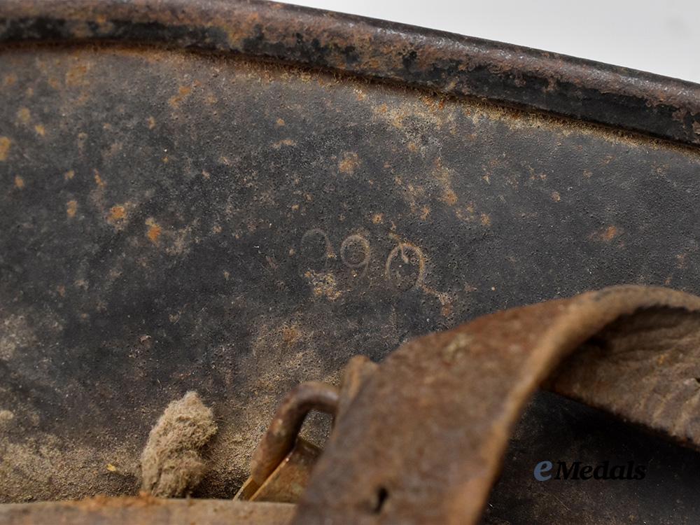 germany,_luftwaffe._an_m40_stahlhelm,_allied_retrieval_from_france,_by_f._w._quist_e_medals__g61476_10