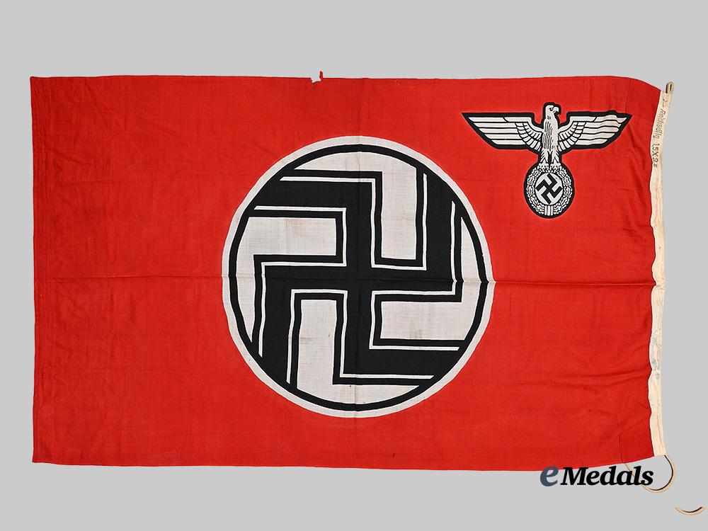 germany,_kriegsmarine._a_state_service_flag_e_medals__g61480_1