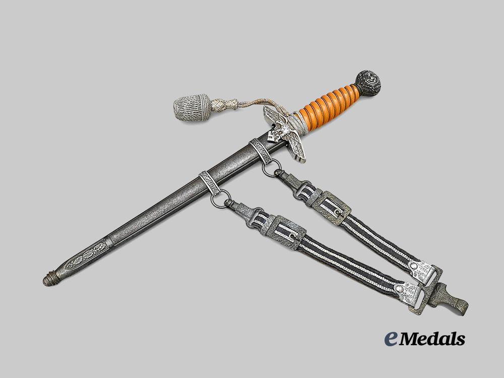 germany,_luftwaffe._an_officer’s_dress_dagger,_with_general’s_hanger,_by_a_l_c_o_s_o_e_medals__g61481_2