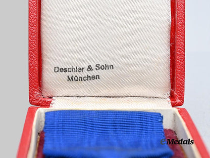 germany,_third_reich._a_faithful_service_award,_special_grade_for50_years_with_case,_by_deschler&_sohn_e_medals__g61496_4