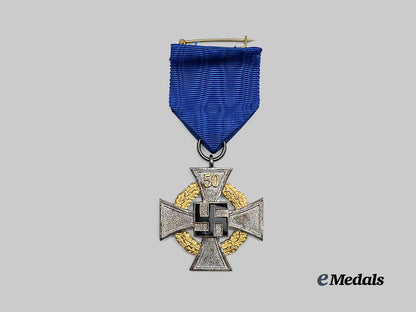 germany,_third_reich._a_faithful_service_award,_special_grade_for50_years_with_case,_by_deschler&_sohn_e_medals__g61496_6