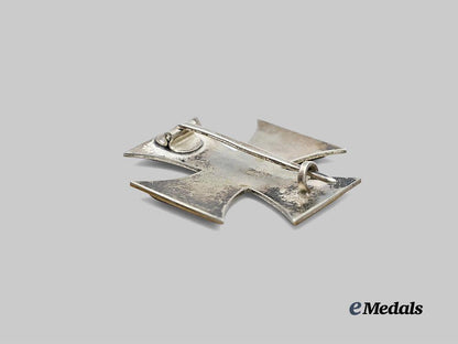 germany,_imperial._a1914_iron_cross_i_class,_brass_version_by_wilhelm_deumer,_c.1930_e_medals__g61501_4