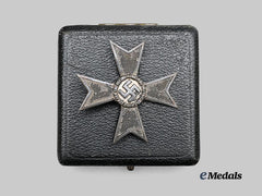 Germany, Wehrmacht. A War Merit Cross I Class, with Case, by Steinhauer & Lück