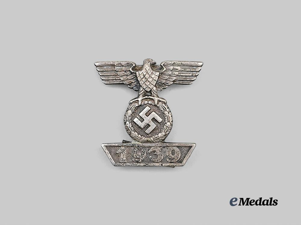germany,_wehrmacht._a1939_clasp_to_the_iron_cross_i_i_class,_type_i_i,_by_ziemer&_söhne_e_medals__g61506_3