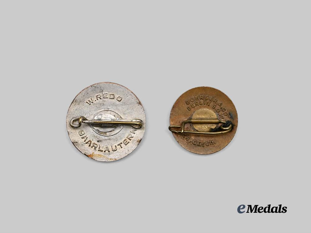 germany,_third_reich._a_pair_of_membership_badges_e_medals__g61526_3