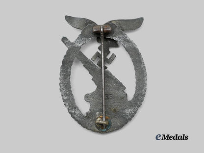 germany,_luftwaffe._a_flak_badge,_late-_war_example,_by_gustav_brehmer_e_medals__g61527_3
