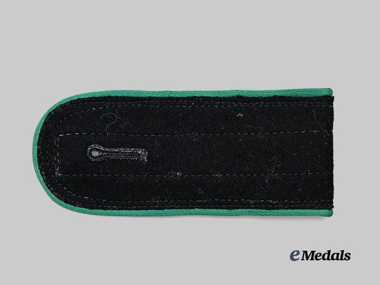 germany,_s_s._a_waffen-_s_s_gebirgsjäger_shoulder_strap_for_enlisted_ranks_e_medals__g61538_2