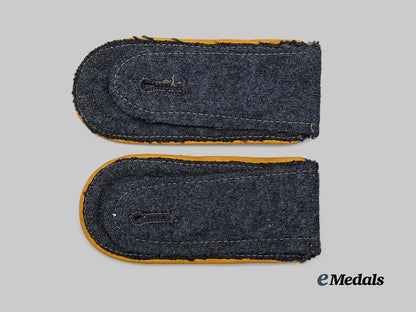 germany,_luftwaffe._a_pair_of_flight_personnel/_fallschirmjäger_stabsfeldwebel_shoulder_straps_for_instructors_e_medals__g61548_3