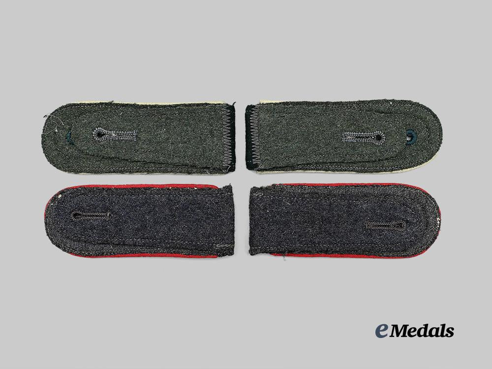 germany,_wehrmacht._a_lot_of_shoulder_straps_for_junior_n_c_os,_heer_and_luftwaffe_issue_e_medals__g61555_3