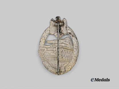 germany,_wehrmacht._a_panzer_assault_badge,_silver_grade,_hollow_cupal_version_by_f._w._assmann&_söhne_e_medals__g61564_3