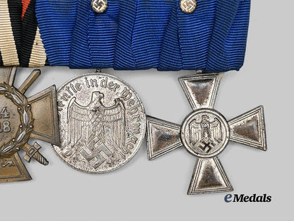 germany,_wehrmacht._a_long_service_medal_bar_for_a_first_world_war_combatant_e_medals__g61572_3