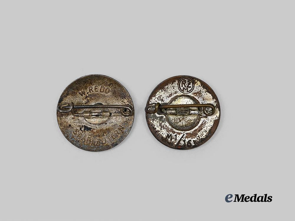 germany,_n_s_d_a_p._a_pair_of_party_badges_e_medals__g61584_3