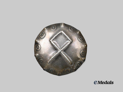 germany,_imperial._a_germanic_folk_art_brooch_in_silver,_by_carl_dillenius_e_medals__g61609_2