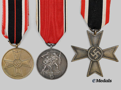 germany,_third_reich._a_mixed_lot_of_awards_for_military_and_civil_service_e_medals__g61614_3