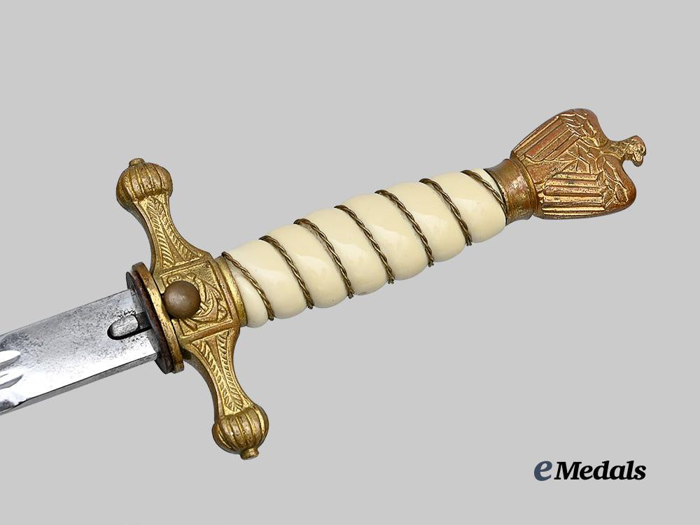 germany,_kriegsmarine._an_officer’s_dress_dagger,_by_weyersberg,_kirschbaum&_cie_e_medals__g61631_6