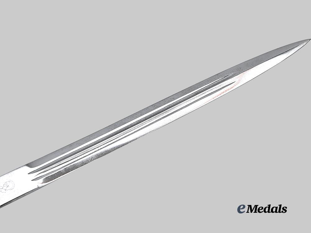 germany,_kriegsmarine._an_officer’s_dress_dagger,_by_weyersberg,_kirschbaum&_cie_e_medals__g61631_7