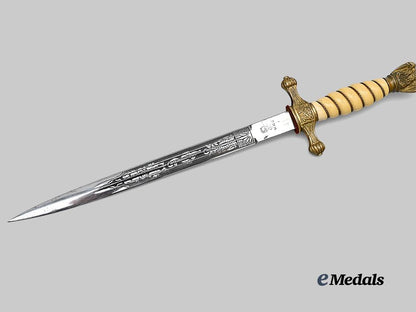 germany,_kriegsmarine._an_officer’s_dress_dagger,_by_weyersberg,_kirschbaum&_cie_e_medals__g61632_4
