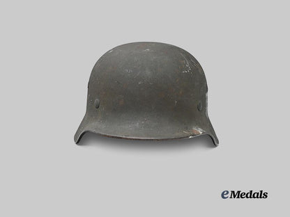 germany,_kriegsmarine._an_m40_stahlhelm,_named_and_single_decal_version,_by_sächsische_emaillier_und_stanzwerke_e_medals__g61635_2