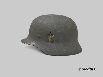 germany,_kriegsmarine._an_m40_stahlhelm,_named_and_single_decal_version,_by_sächsische_emaillier_und_stanzwerke_e_medals__g61635_5
