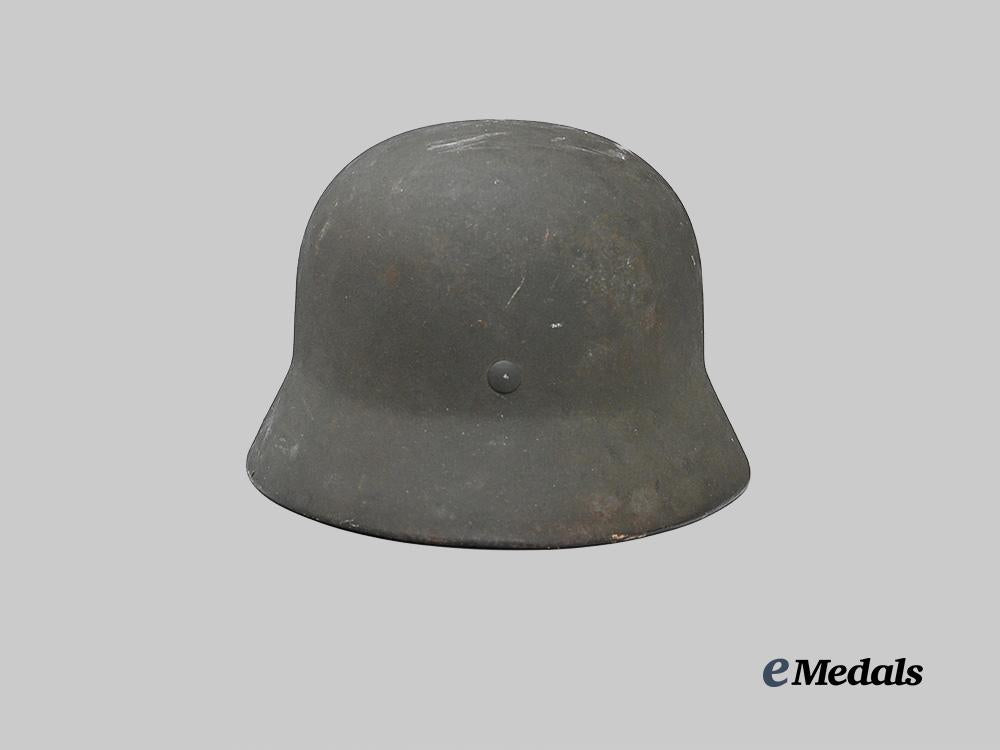 germany,_kriegsmarine._an_m40_stahlhelm,_named_and_single_decal_version,_by_sächsische_emaillier_und_stanzwerke_e_medals__g61635_7