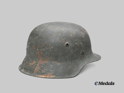 germany,_heer._an_m42_stahlhelm,_by_sächsische_emaillier_und_stanzwerke_e_medals__g61636__6