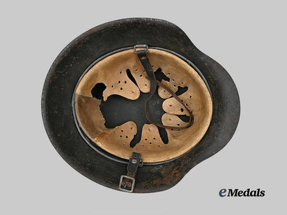 germany,_heer._an_m42_stahlhelm,_by_sächsische_emaillier_und_stanzwerke_e_medals__g61636__9