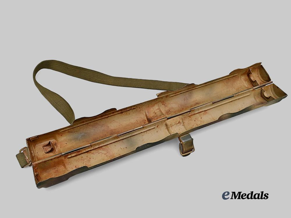 germany,_wehrmacht._an_m_g42_barrel_carrier_e_medals__g61637_3