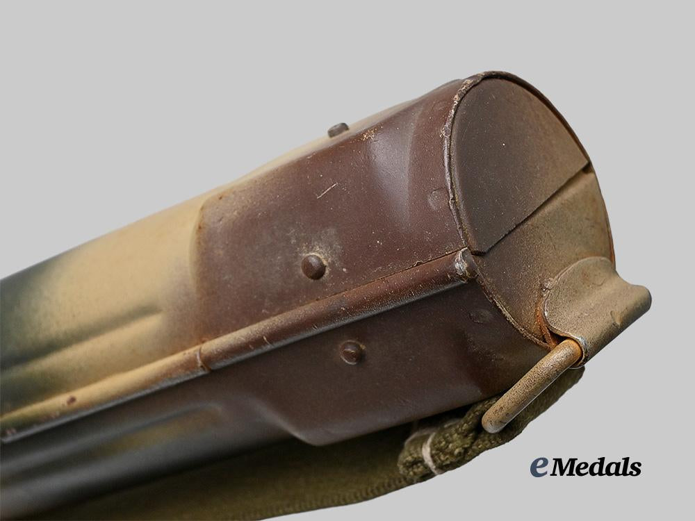 germany,_wehrmacht._an_m_g42_barrel_carrier_e_medals__g61637_5