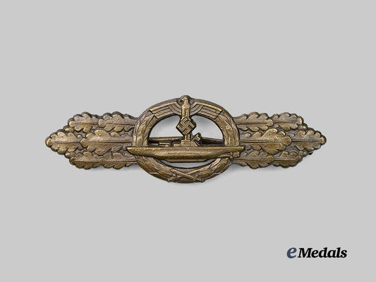 germany,_kriegsmarine._a_u-_boat_clasp,_bronze_grade,_second_pattern_by_schwerin_e_medals__g61645_2